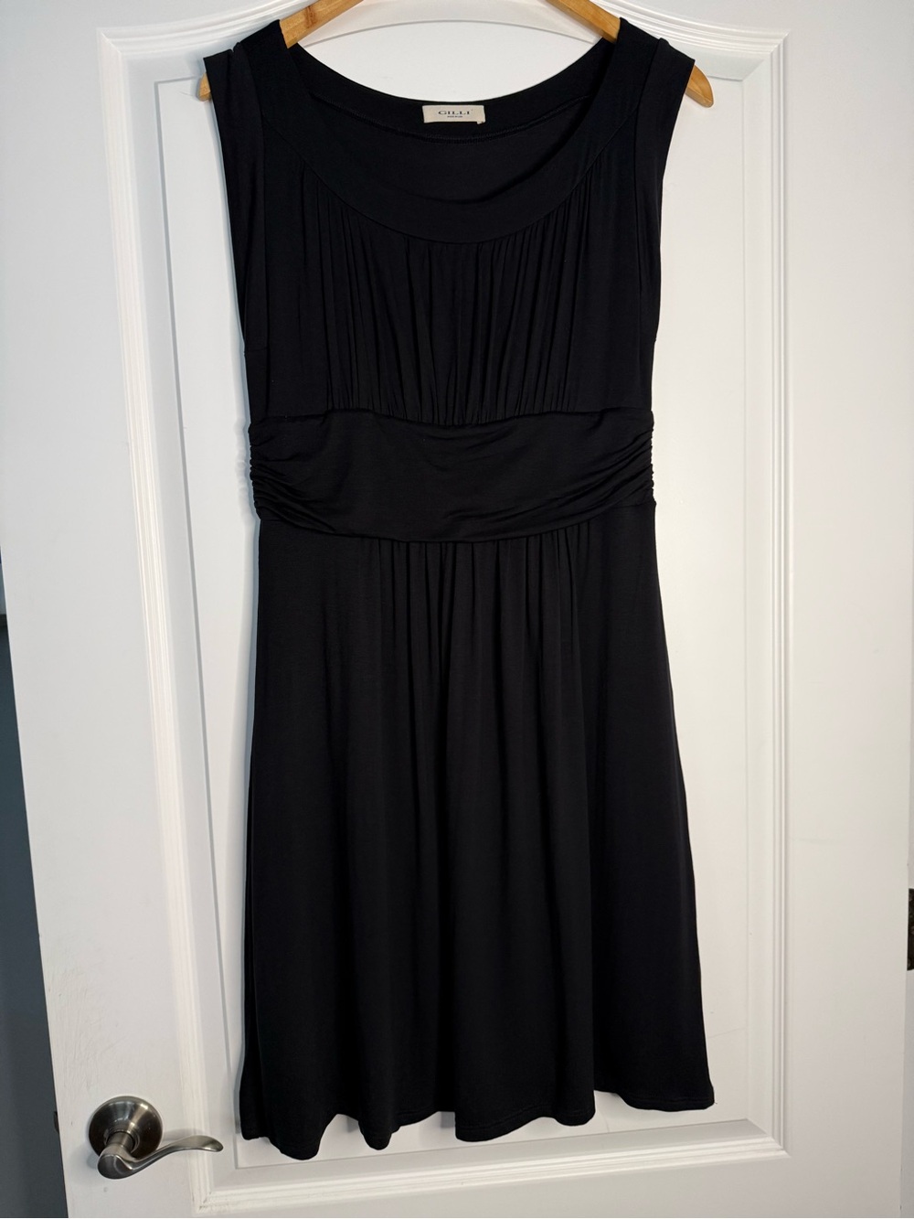 Gilli Black Sleeveless Pleated Top & Waist A-Line Dress